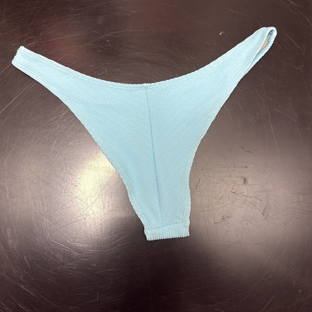Cotton On Body swim bottoms - Picture 2 of 2